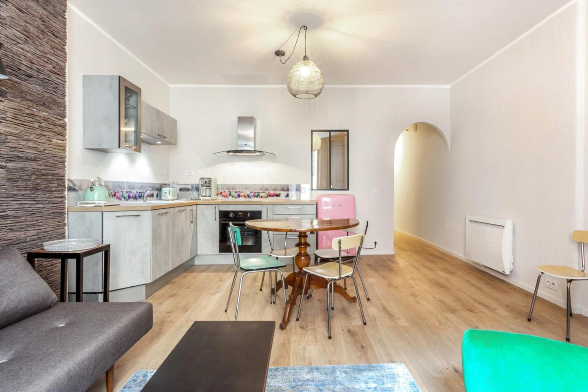 Appartement Sainte Claire Vintage - Welkeys Annecy Exteriör bild
