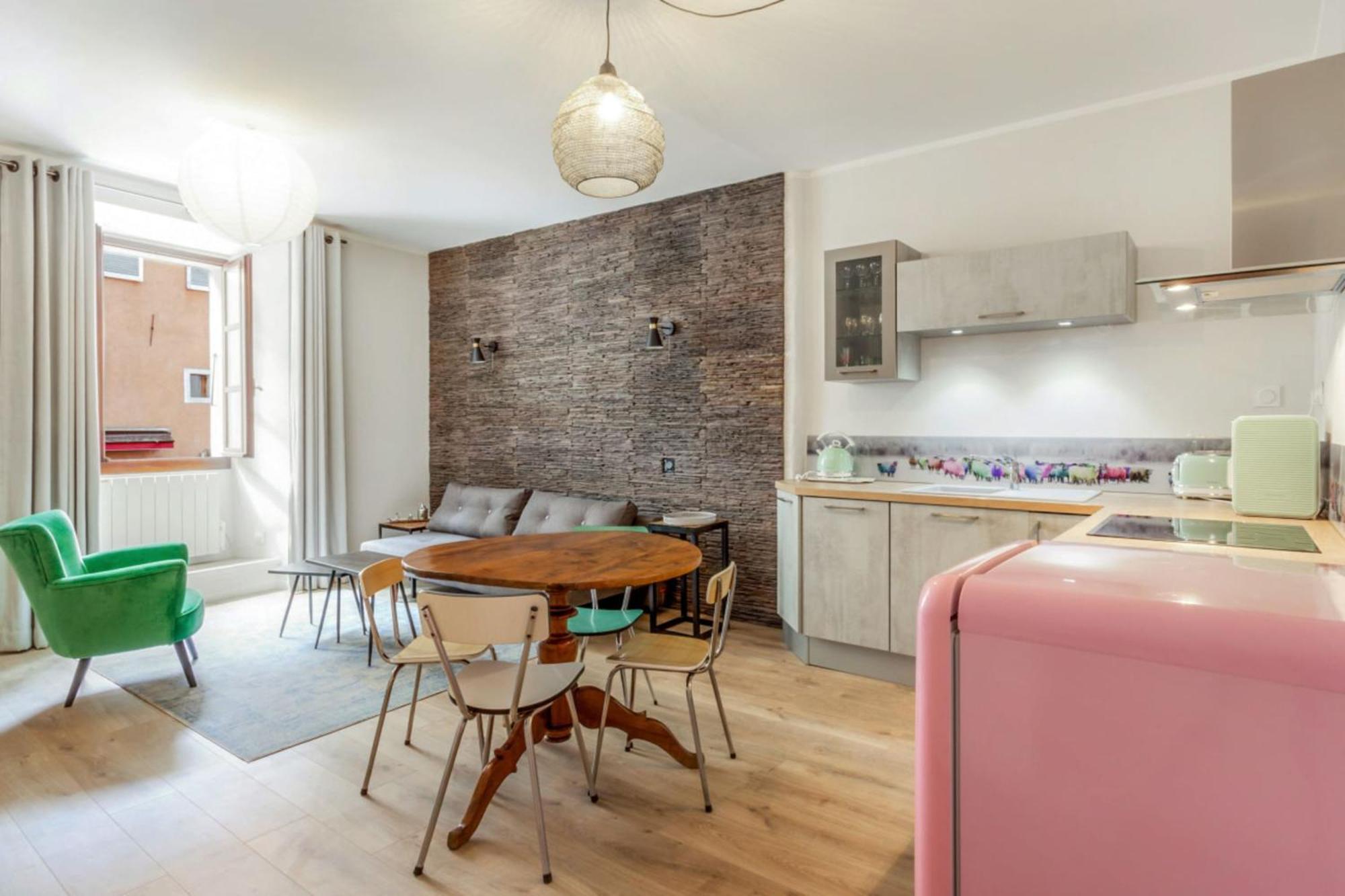 Appartement Sainte Claire Vintage - Welkeys Annecy Exteriör bild