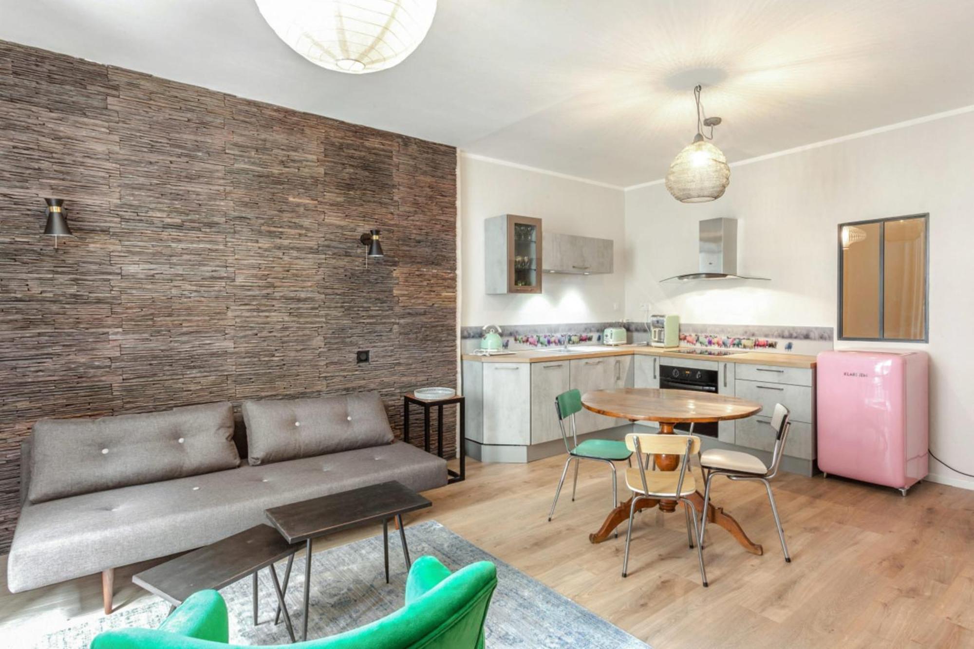 Appartement Sainte Claire Vintage - Welkeys Annecy Exteriör bild